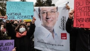 Τουρκία: 20 μήνες φυλάκιση στον Εκρέμ Ιμάμογλου για προσβολή και εκφοβισμό