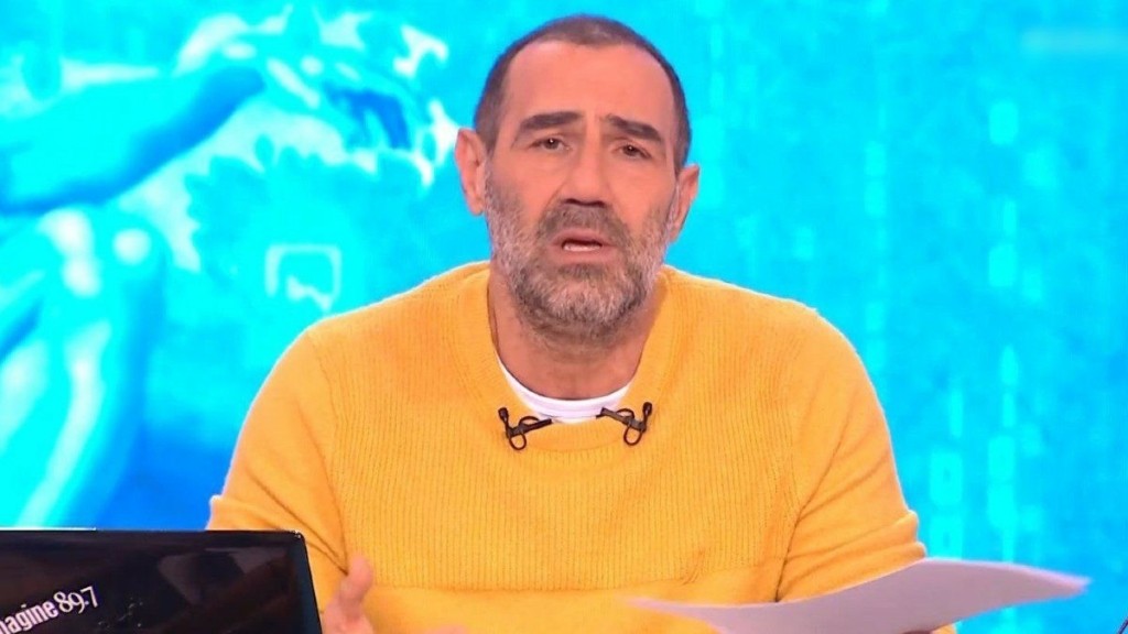 Η ανακοίνωση του Αντώνη Κανάκη για το τέλος του «Ράδιο Αρβύλα» – «Είναι λίγο δύσκολο όλο αυτό»