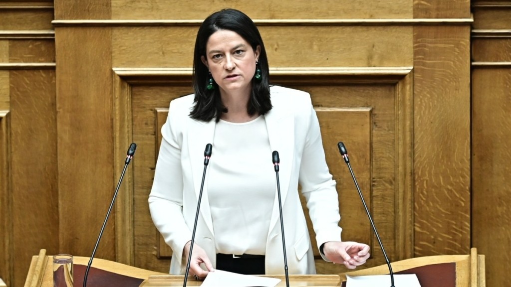 Κεραμέως: Από τους 660.000 Έλληνες που έφυγαν στο εξωτερικό, 420.000 έχουν ήδη επιστρέψει