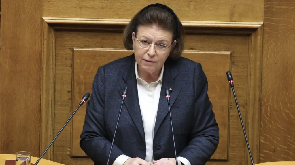 Άγνωστοι έφτιαξαν fake λογαριασμό στα social media για τη Λίνα Μενδώνη – Η ανακοίνωση του Υπουργείου Πολιτισμού