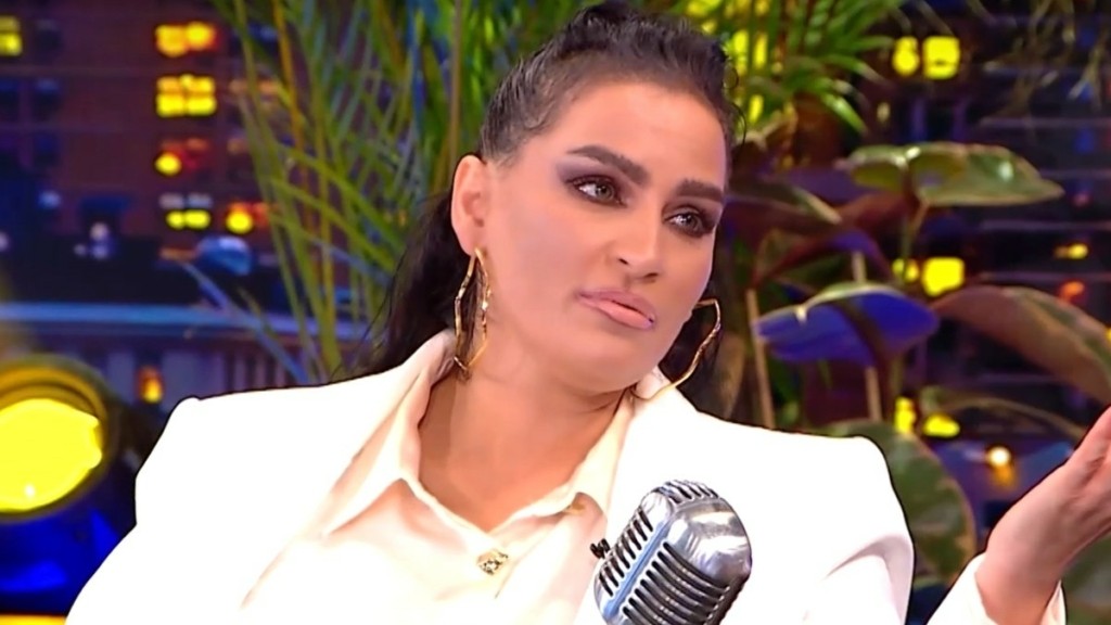 Ειρήνη Μερκούρη: “Να σταματήσουν να κάνουν εκτρώσεις οι γυναίκες, εγώ θα κρατούσα παιδί από βιασμό”