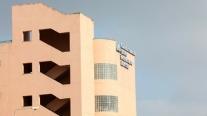 Λάρισα: Στην απομόνωση μια 54χρονη γιατρός – Ήρθε σε επαφή με τον 70χρονο που πέθανε από αιμορραγικό πυρετό Κριμαίας – Κονγκό