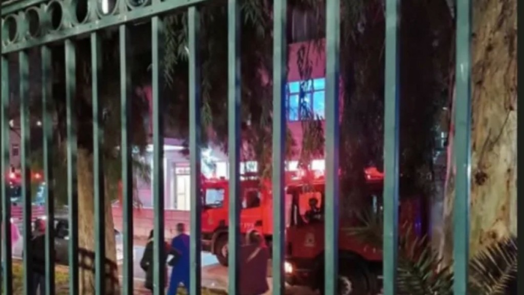 Φωτιά στο δεύτερο υπόγειο του Γενικού Νοσοκομείου Νίκαιας «Άγιος Παντελεήμων» (Φωτογραφίες)