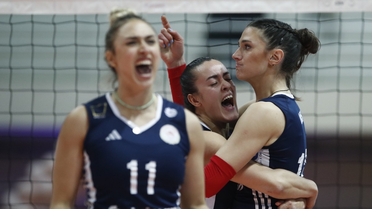 Πανιώνιος – Ολυμπιακός 2-3: Βάφτηκε «ερυθρόλευκο» το Κύπελλο βόλεϊ γυναικών (Βίντεο)