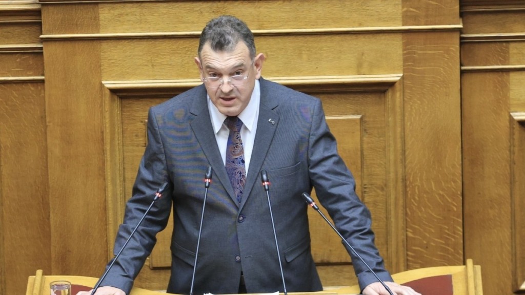 Συνελήφθη ο βουλευτής της “Νίκης” Νίκος Παπαδόπουλος – Κατέστρεψε έργα στην Εθνική Πινακοθήκη