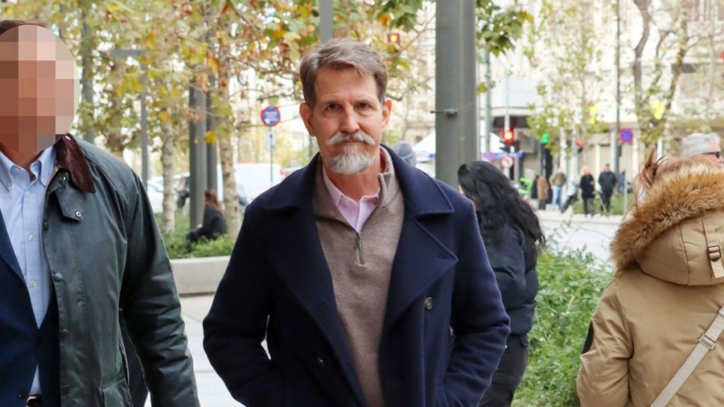 Παύλος Ντε Γκρες: Έπαθε αποκόλληση στο μάτι του – Τα συμπτώματα που αγνοούσε