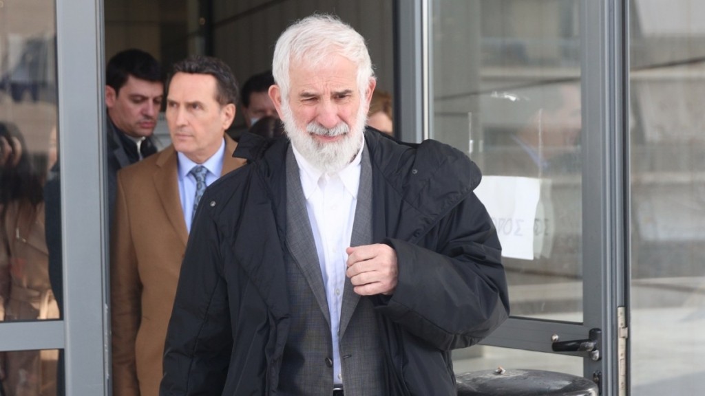 Πέτρος Φιλιππίδης: Ένταση στη δίκη του – «Είχε σχέση με την Άννα Μαρία Παπαχαραλάμπους»