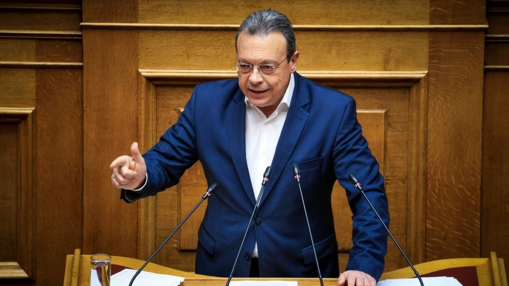 Φάμελλος: «Το πρωταπριλιάτικο ψέμα του κ. Μητσοτάκη ήταν να χαρακτηρίσει την πενιχρή αύξηση του κατώτατου μισθού ως 13ο μισθό»