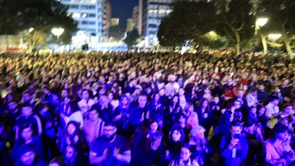 Σύνταγμα: Συναυλία για τα Τέμπη από τους Φοιτητικούς Συλλόγους Αθήνας (Φωτογραφίες)