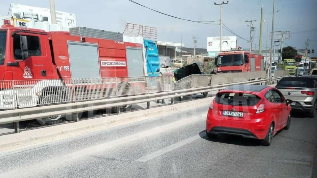 Νεκρός ο οδηγός από το τροχαίο στη Βάρης- Κορωπίου