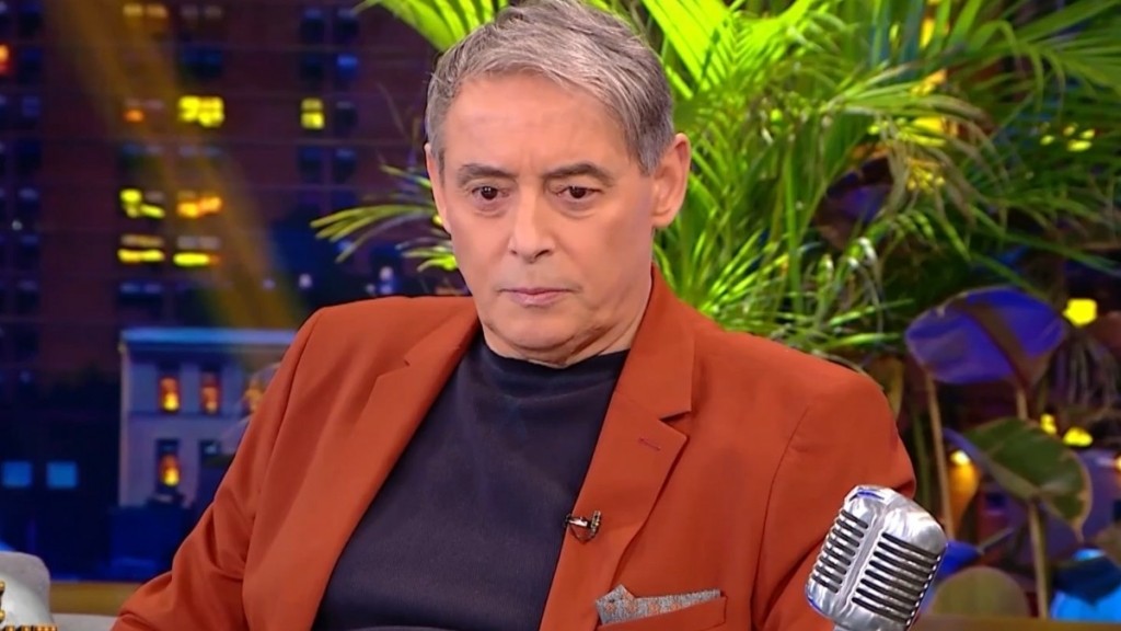 Ιορδάνης Χασαπόπουλος: “Μου λείπει η Ανθή Βούλγαρη από την εκπομπή” – Τι αποκάλυψε για το επώνυμό του