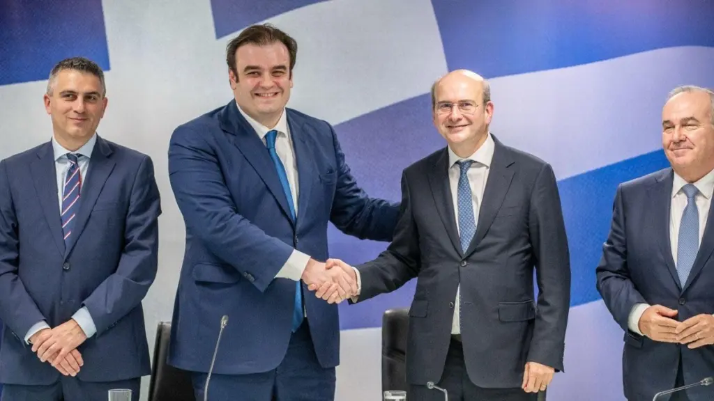 Κ. Χατζηδάκης: «Σεμνότητα και αποτελεσματικότητα οι στόχοι του οικονομικού επιτελείου»