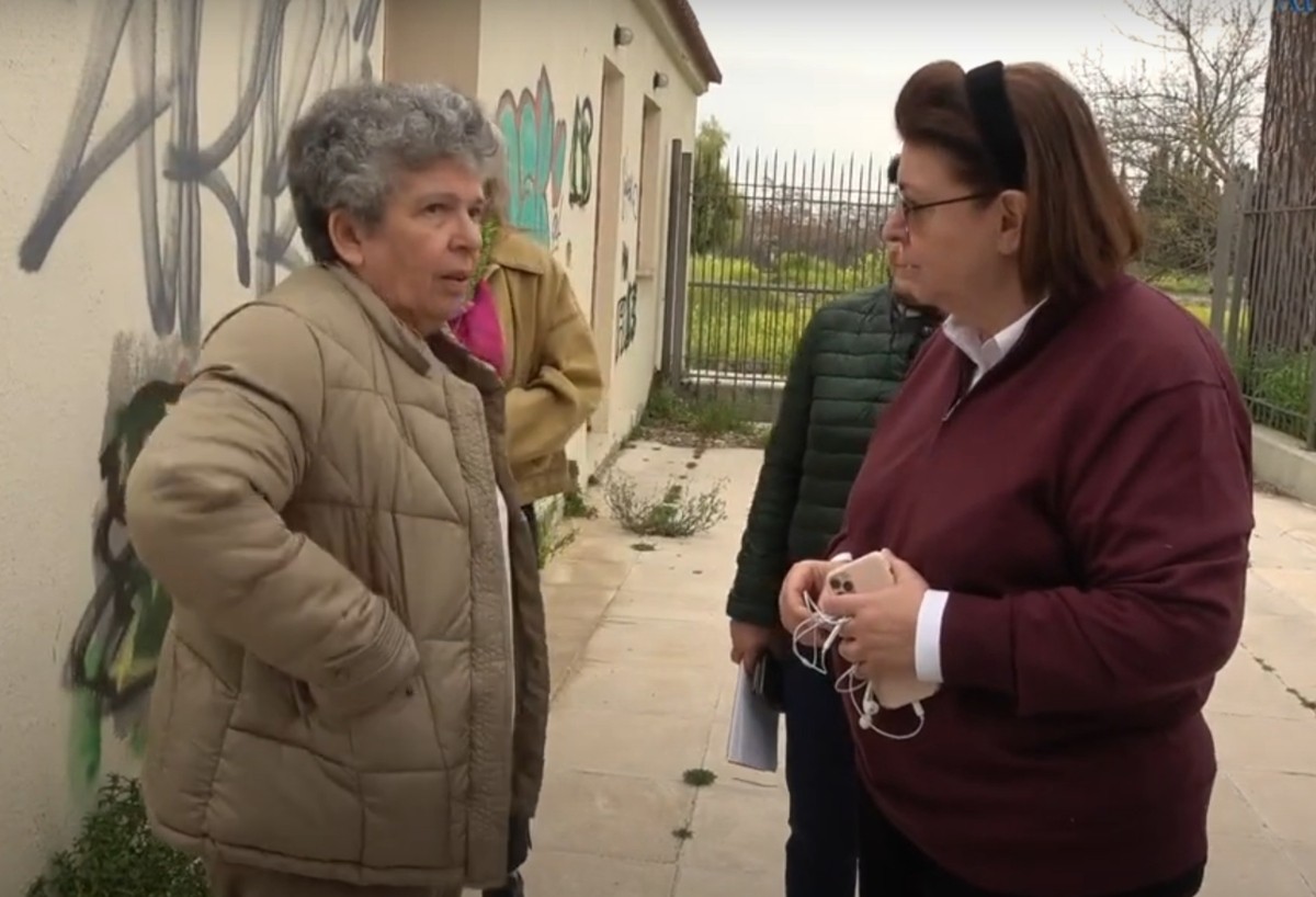 Λίνα Μενδώνη