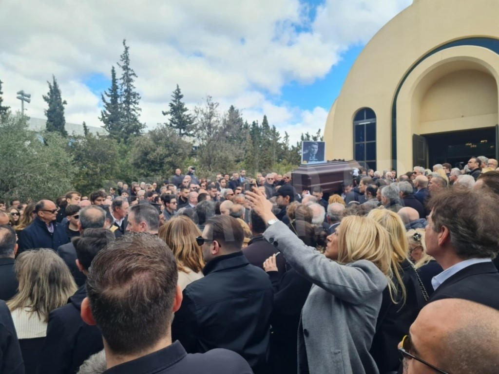 Κηδεία Αλέξη Κούγια: Σπάραξαν τα παιδιά του στους επικήδειους – “Ήσουν αγωνιστής μέχρι τέλους” (Βίντεο, φωτογραφίες)