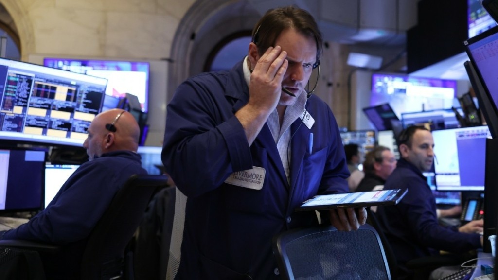 Wall Street: Άνοιγμα με μεγάλη πτώση