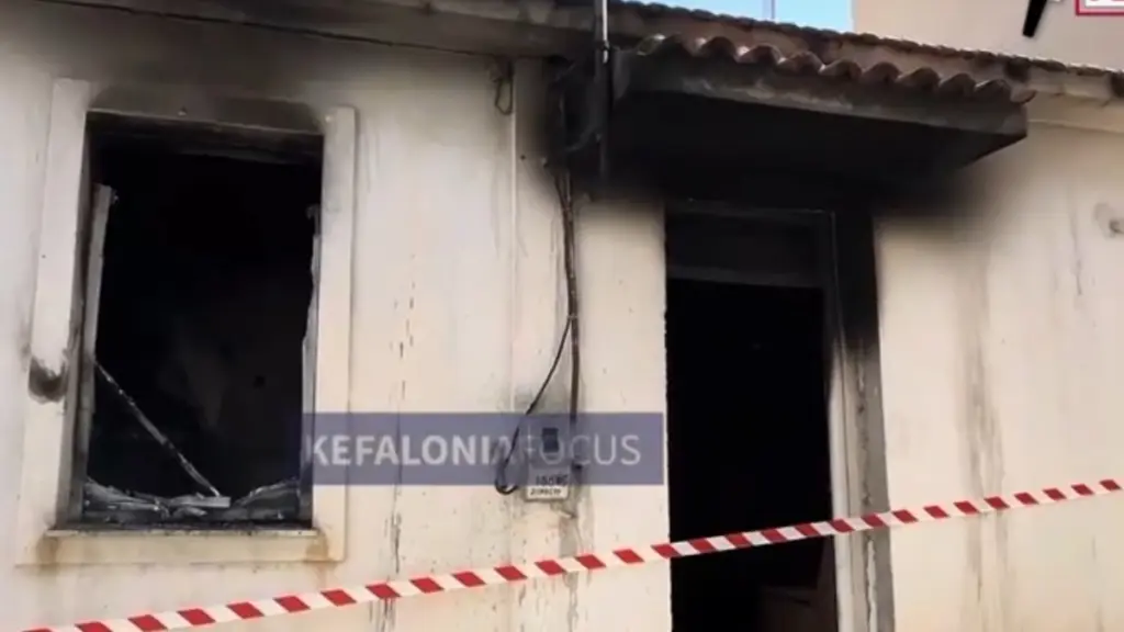 Φωτιά στην Κεφαλονιά: Θα προσπαθήσουν να αποσωληνώσουν το 3χρονο αγοράκι