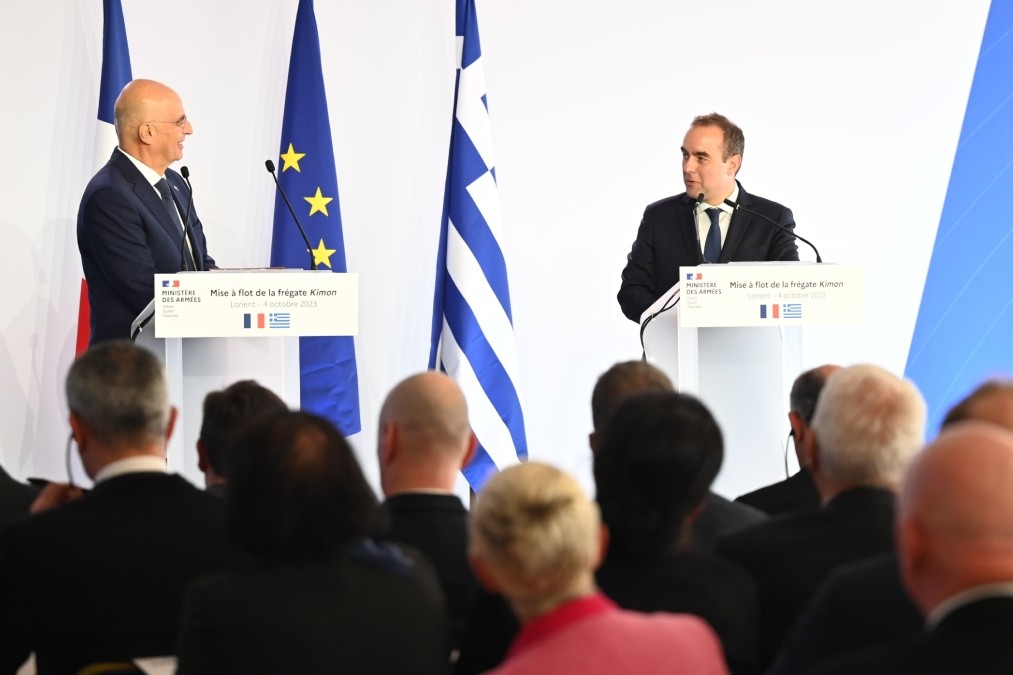 Στην Αθήνα ο Γάλλος υπουργός Άμυνας – Τι θα συζητήσει με Μητσοτάκη και Δένδια