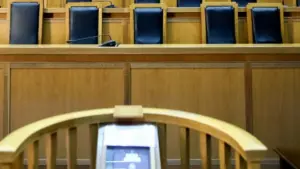 Θεσσαλονίκη: Ελεύθερος ο 17χρονος που καταγγέλθηκε από συμμαθητή του για ξυλοδαρμό με βιντεοσκόπηση και κλοπή