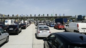 Αυξάνονται οι τιμές στα διόδια της Αττικής οδού από το 2026 – Πώς διαμορφώνονται ανά τύπο οχήματος