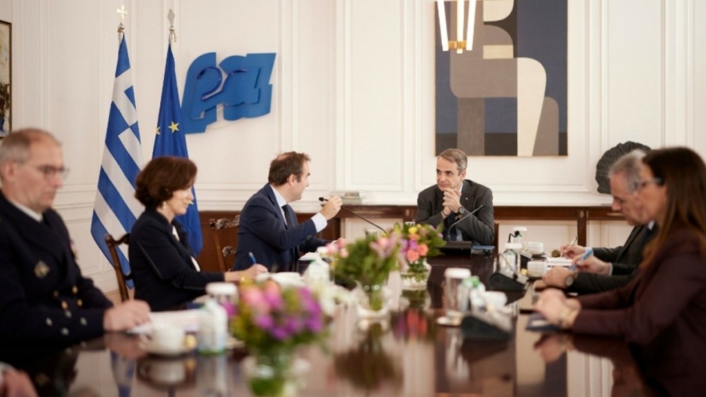 Συνάντηση Μητσοτάκη – Λεκορνί στο Μαξίμου: Το μήνυμα για την ευρωπαϊκή άμυνα με αποδέκτη την Τουρκία