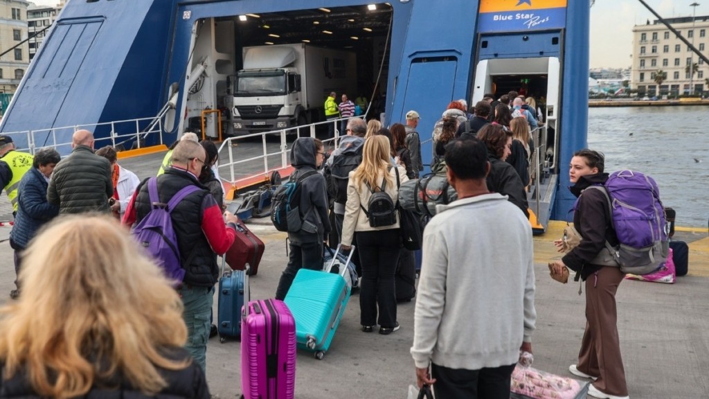 Πάσχα: Φεύγει και το τελευταίο μεγάλο κύμα εκδρομέων με σύμμαχο τον καλό καιρό