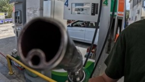 Μέτρα στήριξης ανακοινώνει η κυβέρνηση: Αισιοδοξία για δημοσιονομικό χώρο 700 – 800 εκατ. ευρώ – Τα σενάρια που είναι στο τραπέζι