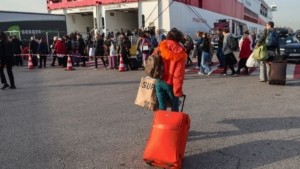 Υπουργείο Παιδείας: Πακέτα εκπτώσεων σε ακτοπλοϊκά και αεροπορικά εισιτήρια σε αναπληρωτές εκπαιδευτικούς