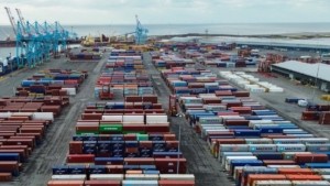 Bloomberg: Στα 93 δισ. ευρώ οι δασμοί-αντίποινα που εξετάζει η ΕΕ κατά των ΗΠΑ