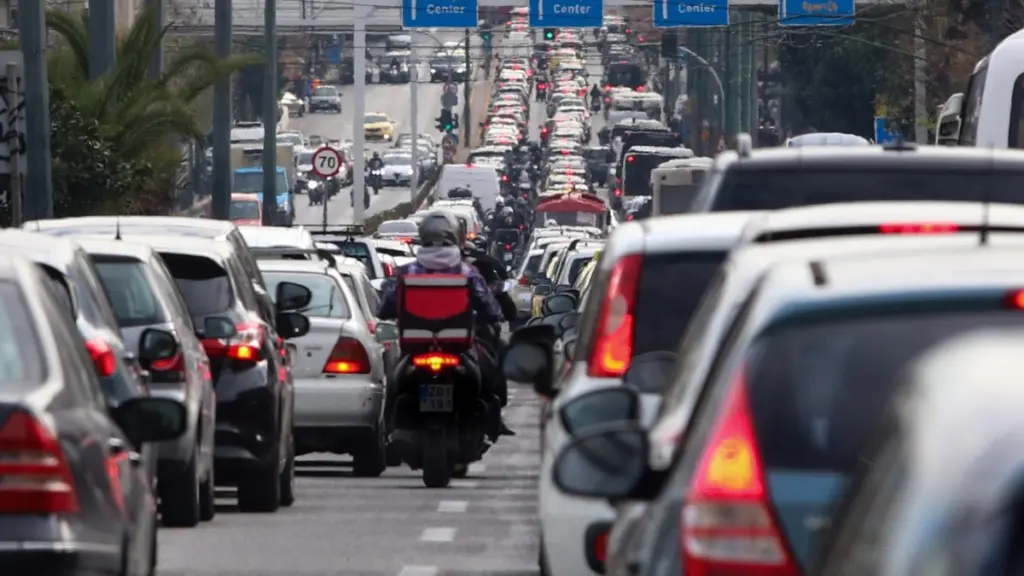 Από σήμερα τα τέλη κυκλοφορίας με τον μήνα – Βήμα-βήμα πώς θα πάρετε πίσω τις πινακίδες