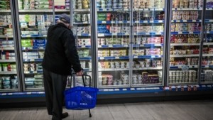 Ιταλία: Σούπερ μάρκετ ζήτησε από μητέρα να φύγει επειδή έκλαιγε το παιδί της