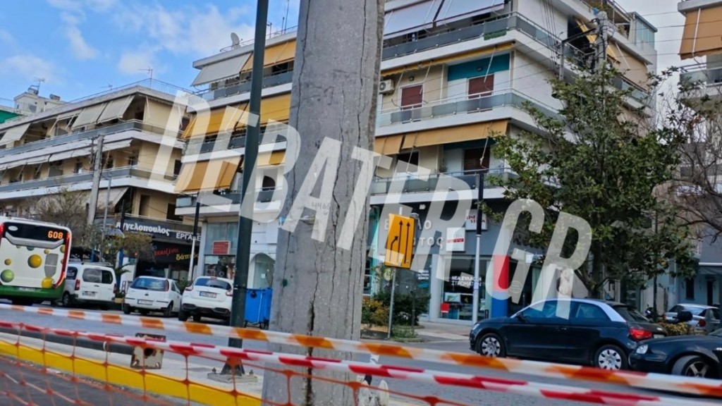 Γαλάτσι: «Ετοιμόρροπη κολώνα ηλεκτροδότησης κινδυνεύει να πέσει στο κεφάλι μας» – Καταγγελία στο DEBATER (Βίντεο + Φωτογραφίες)