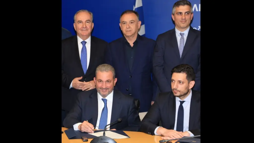 Ο Όμιλος AKTOR ανέλαβε την αποκατάσταση της σιδηροδρομικής γραμμής Λάρισας – Βόλου