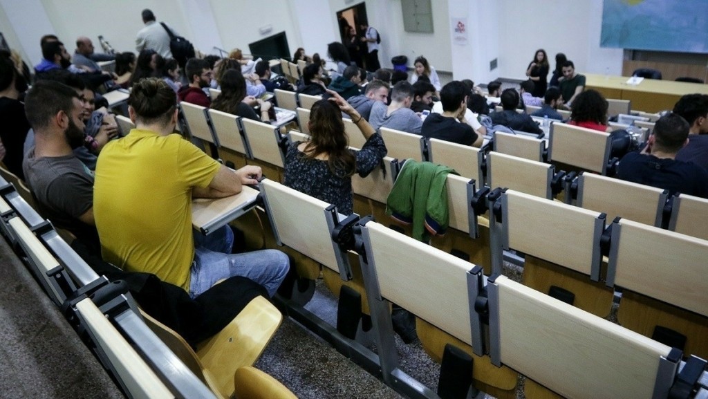 Ζαχαράκη: Επιπλέον 20 εκ. ευρώ για τη χρηματοδότηση 63 προτάσεων κοινών μεταπτυχιακών προγραμμάτων ελληνικών ΑΕΙ