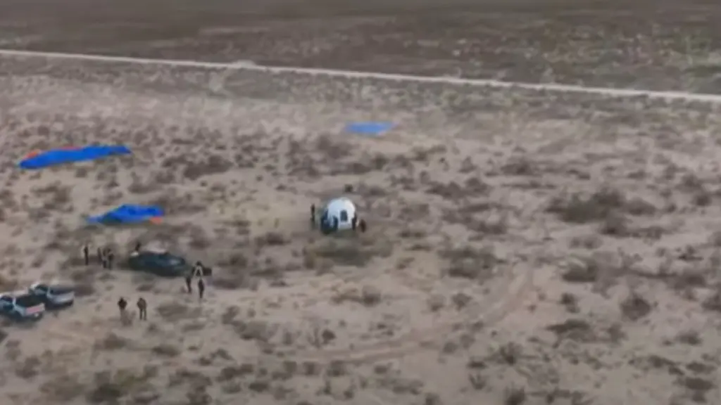 Blue Origin: Οι θεωρίες συνωμοσίας για την πτήση που… δεν έγινε ποτέ και την πόρτα που άνοιξε από μέσα