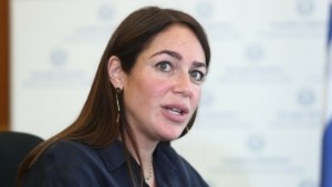 Μιχαηλίδου: «Υψηλοτέρα εισοδηματικά όρια για τους βρεφονηπιακούς – Στηρίζουμε ιδιαίτερα τους πολύτεκνους»