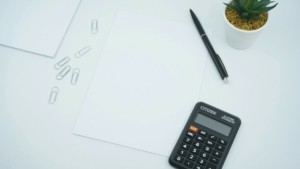 Εφορία: Τι πρέπει να πληρώσετε μέχρι 31 Ιουλίου για να μην…μπλέξετε
