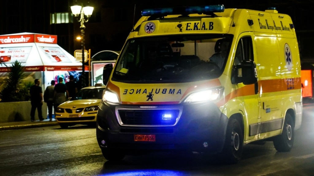 Χαλκίδα: Αυτοκίνητο παρέσυρε μηχανάκι με ηλικιωμένο και τον εγκατέλειψε αβοήθητο (Φωτογραφία)