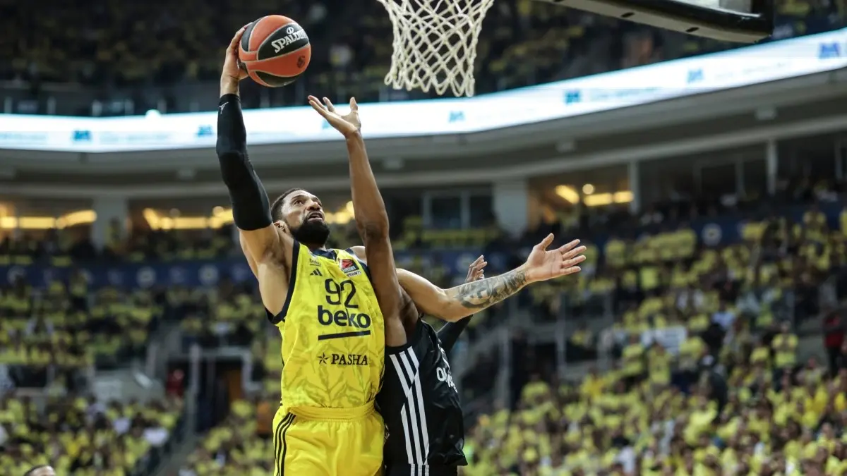 Φενέρμπαχτσε – Παρί 83-78: Ζορίστηκε αλλά έκανε το 1-0 στη σειρά