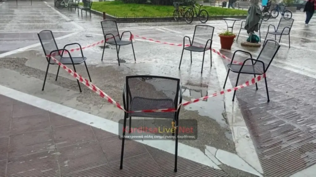 Καρδίτσα: Νεκρή 26χρονη που έπεσε από τον 5ο όροφο του εμπορικού κέντρου (Φωτογραφίες)