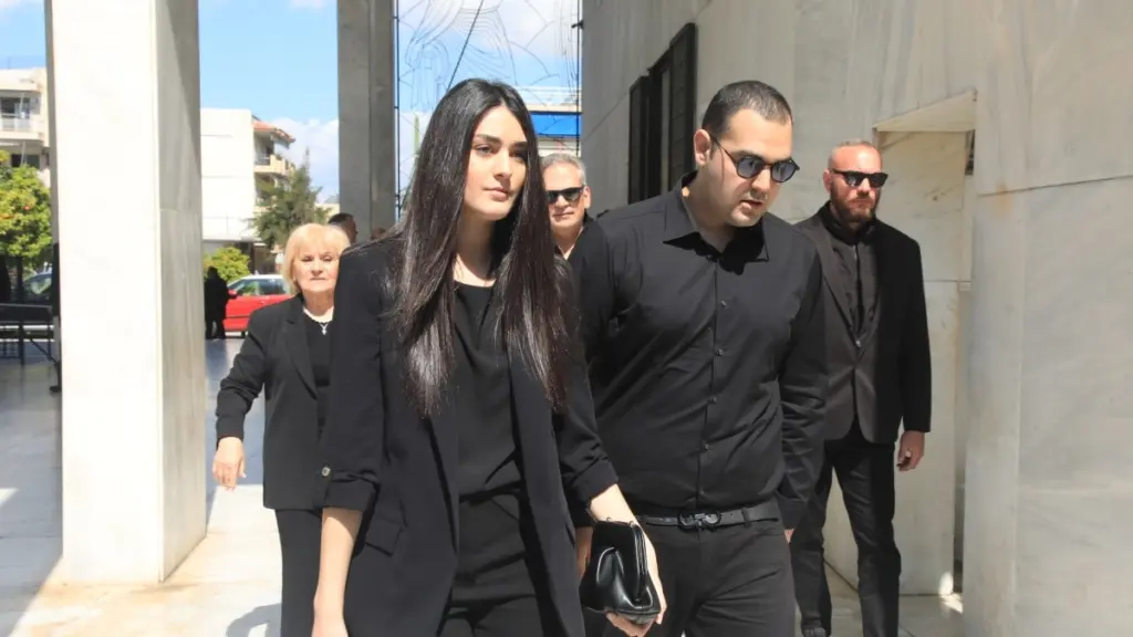 Χρίστος και Μάιρα Κούγια: Νέα ανακοίνωση προς τα ΜΜΕ – «Δεχόμαστε συνεχείς τηλεφωνικές ενοχλήσεις»