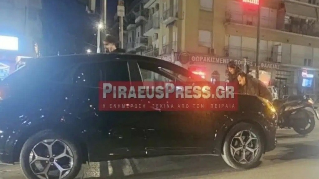 Τροχαίο με τζιπ και μηχανή στη Λεωφόρο Αλεξάνδρας – Ένας τραυματίας