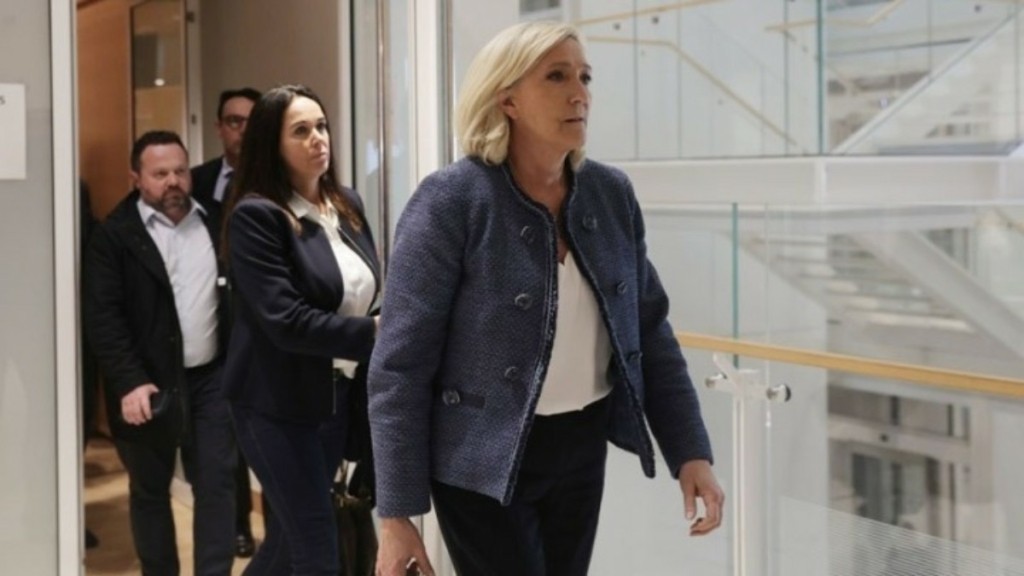 Γαλλία: Υπό αστυνομική προστασία η δικαστής που επέβαλε την ποινή στην Λεπέν