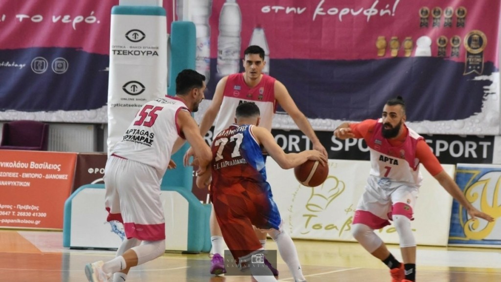 Ο Κωνσταντίνος Μάνθας οδηγεί τη Δόξα Πύρρου Άρτας στην κορυφή – «Ιστορική νίκη για το Αρτινό μπάσκετ» (Φωτογραφίες)
