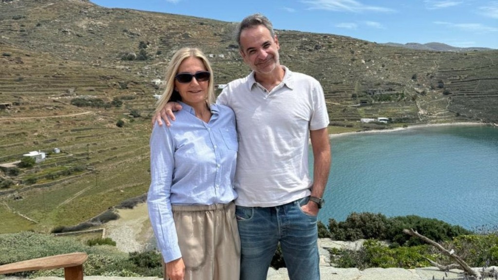 Ευχές Μητσοτάκη για το Πάσχα: “Ημέρα χαράς, αγάπης και δύναμης”