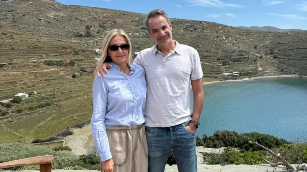 Ευχές Μητσοτάκη για το Πάσχα: “Ημέρα χαράς, αγάπης και δύναμης”