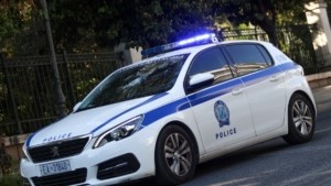 Χειροπέδες σε δύο αλλοδαπούς που μπούκαραν σε σπίτια σε περιοχές της Αττικής – Εξιχνιάστηκαν 4 περιπτώσεις διαρρήξεων