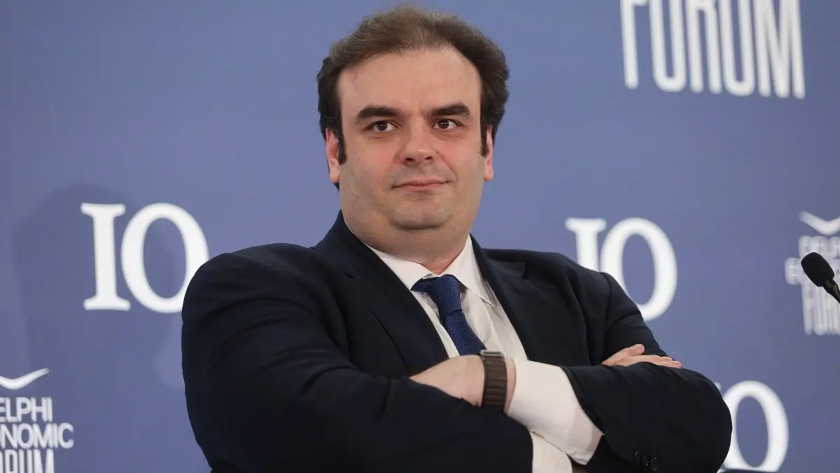 Πιερρακάκης: Στις Βρυξέλλες για τις συνεδριάσεις του Eurogroup και ECOFIN
