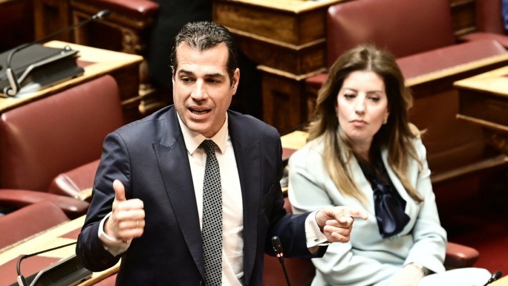 Πλεύρης: “Πέφτουν οι μάσκες για το ποιοι πραγματικά ενδιαφέρονται για την διαλεύκανση της τραγωδίας των Τεμπών”