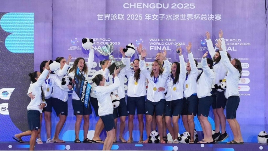 “Χρυσές” οι Ελληνίδες στο World Cup του πόλο – Συγκινητικές στιγμές στην απονομή (βίντεο)