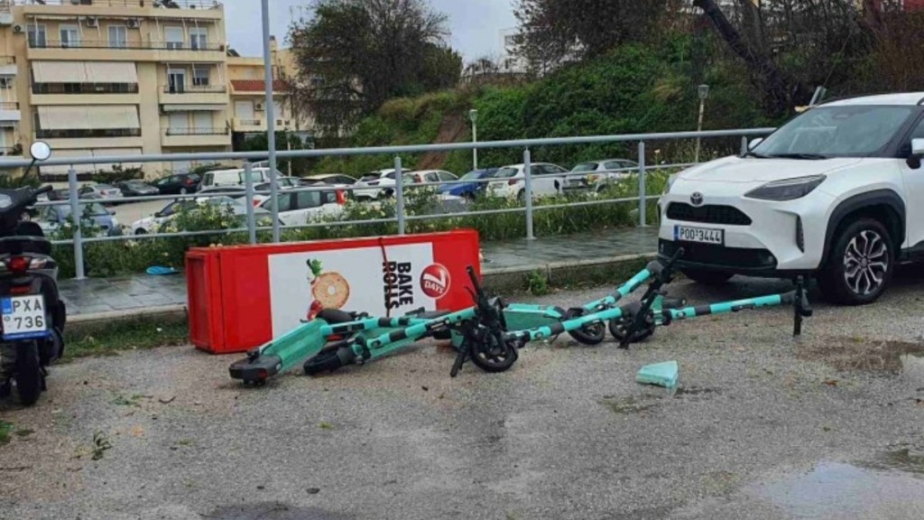 Ανεμοστρόβιλος χτύπησε γειτονιές της Ρόδου – Προκλήθηκαν σοβαρές ζημιές (Φωτογραφίες)